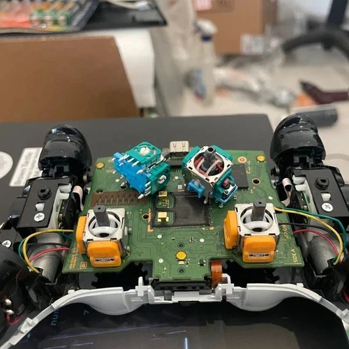 PS5 - Controller - Hall Effect